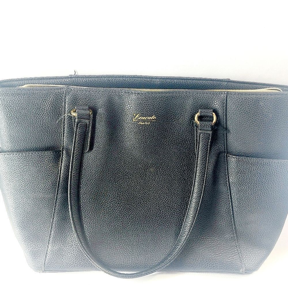 Leucate Leather Shoulder Bag